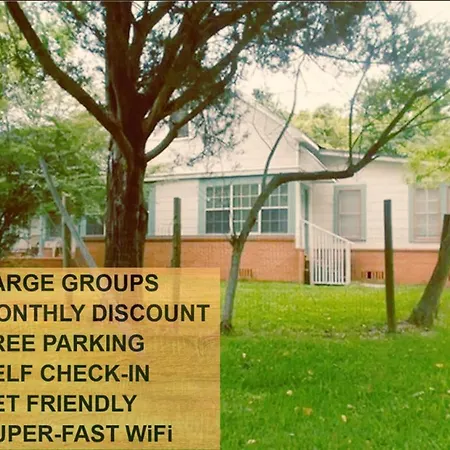 Nice & Spacious House In Silsbee With Self Check-In